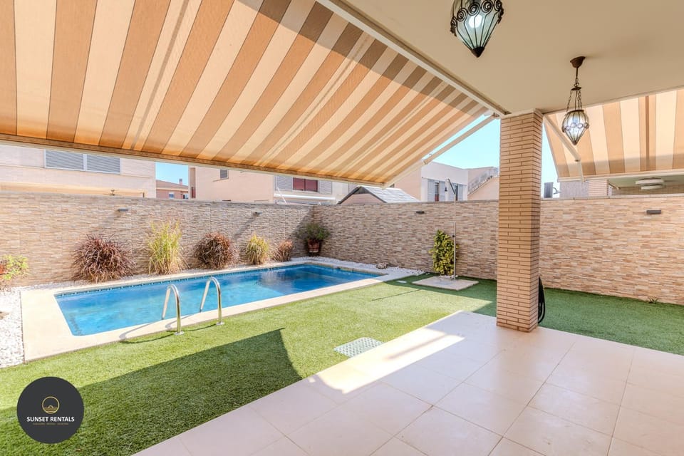 Piscina Privada + Jardin + Parking Privado (Mas del Reig) Villa in Cambrils