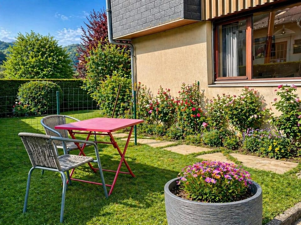 Property building, Spring, Garden
