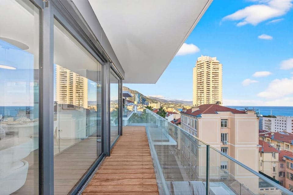 Penthouse with parking in Monte Carlo Apartment in Monaco