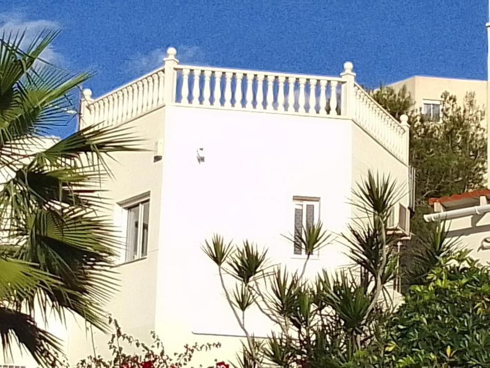 Property building, Balcony/Terrace