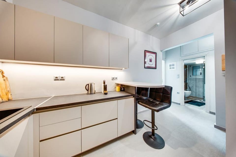 Amphitrite Studio Athens Riviera Apartment in South Athens