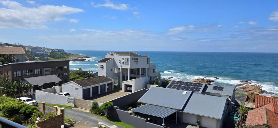 Property building, Balcony/Terrace, Beach, Sea view
