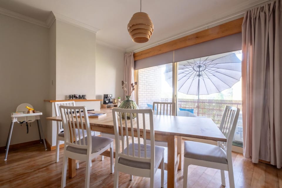Balcony/Terrace, Living room, Seating area, Dining area