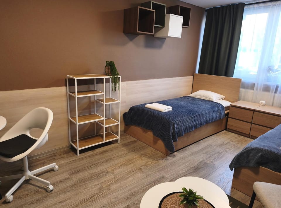 Bed, Photo of the whole room, towels