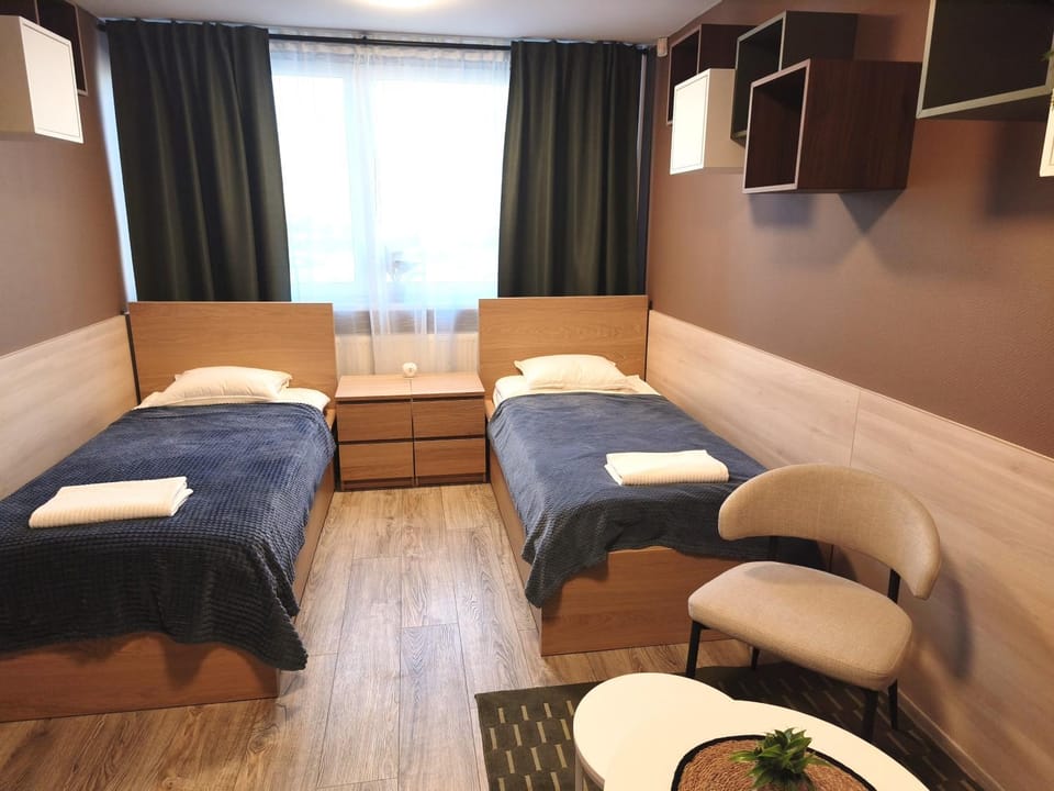 Bed, Photo of the whole room, towels