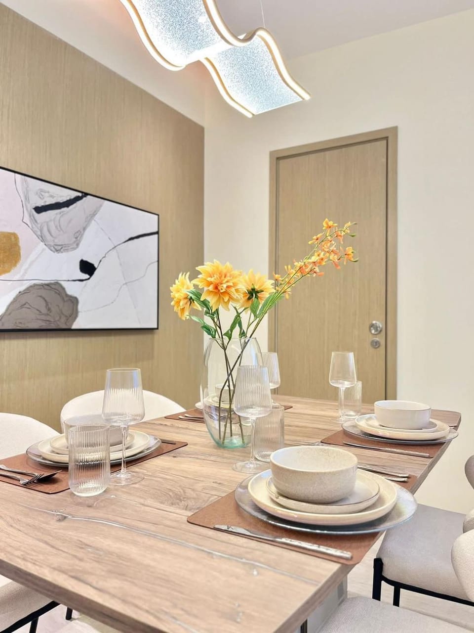 Decorative detail, Dining area
