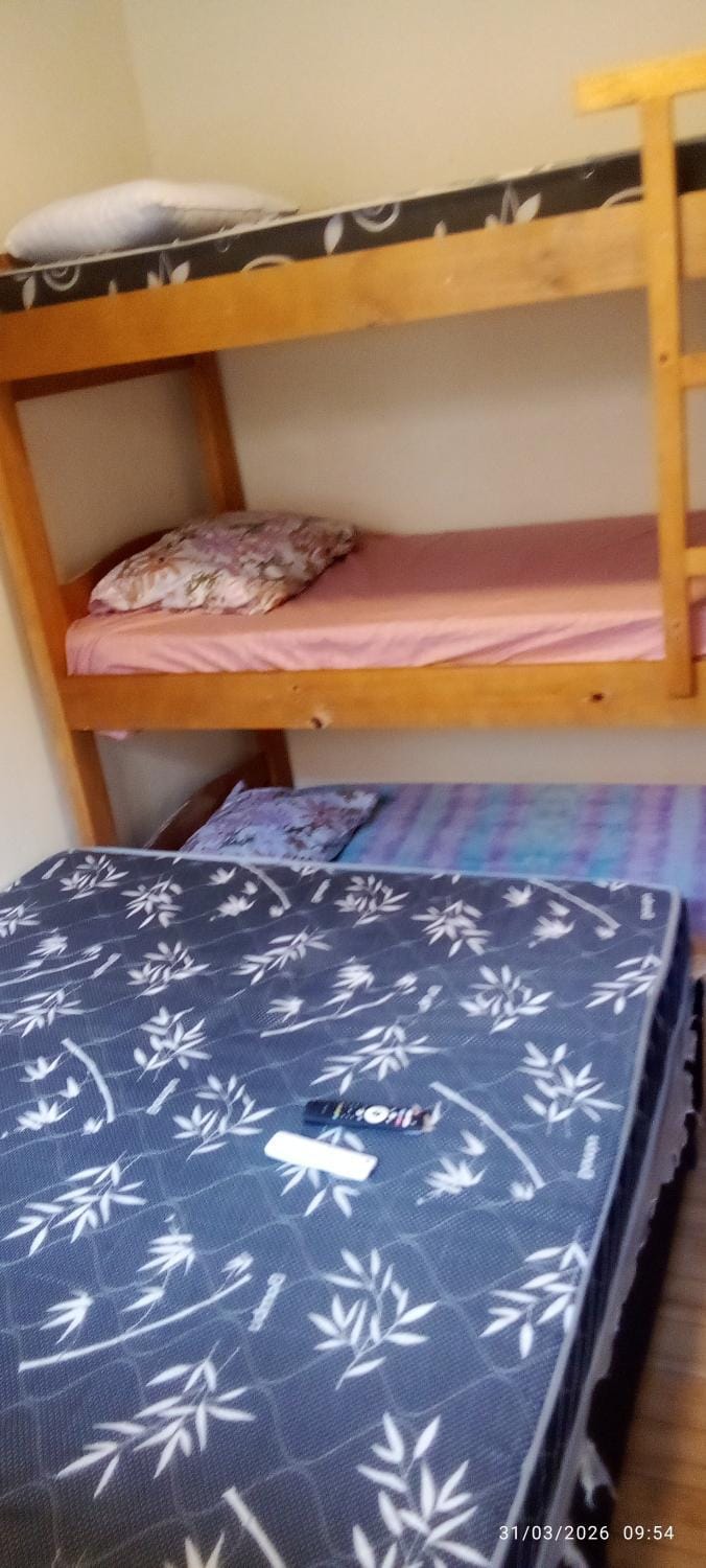 Bed, Bedroom, bunk bed