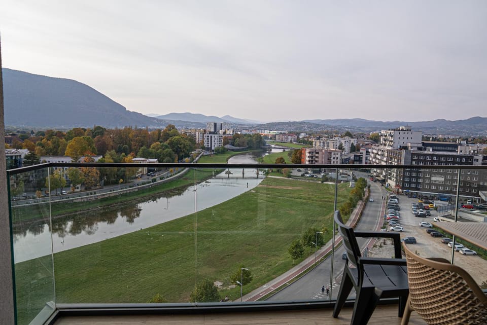 Riverwalk-L Apartment in Sarajevo
