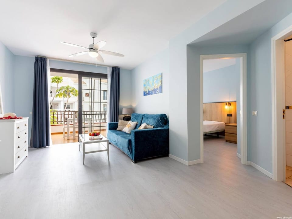 Living room, Bedroom