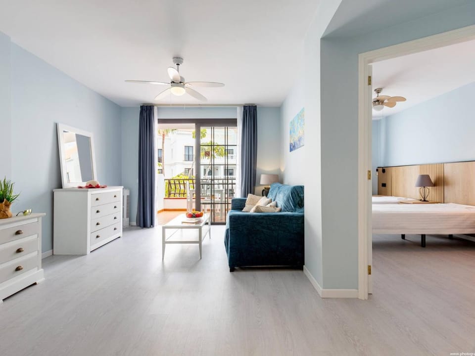 Living room, Bedroom