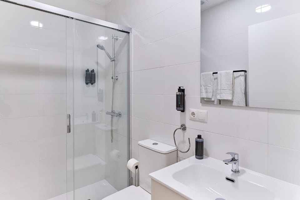 Shower, Toilet, Bathroom