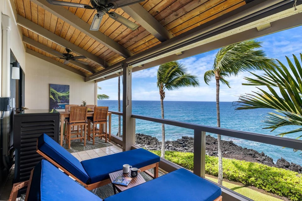 KKSR#4303 Direct Oceanfront, Top Floor, Ac! House in Big Island