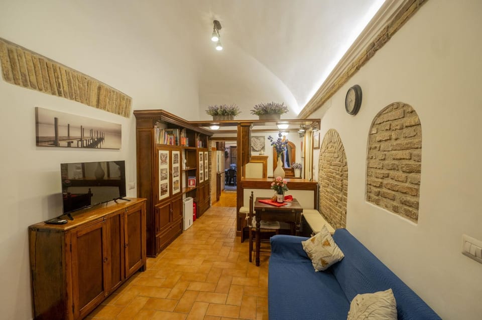 Romantic nest by Piazza Navona Apartment in Rome