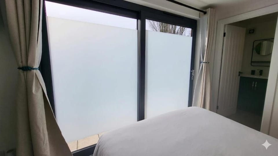 Bed, View (from property/room), View (from property/room), Garden view, Garden view