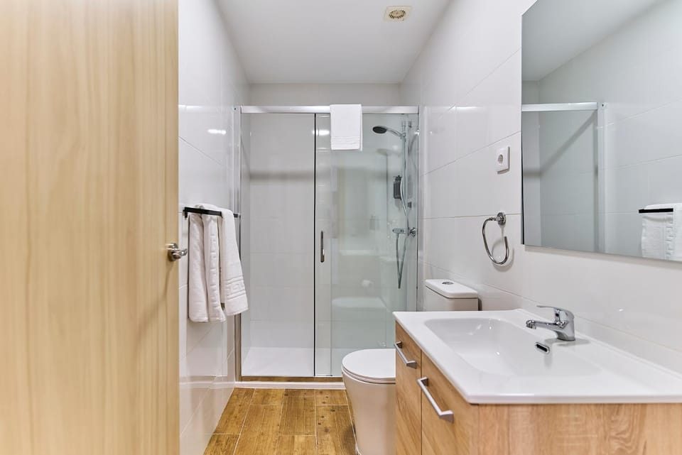 Shower, Toilet, Bathroom