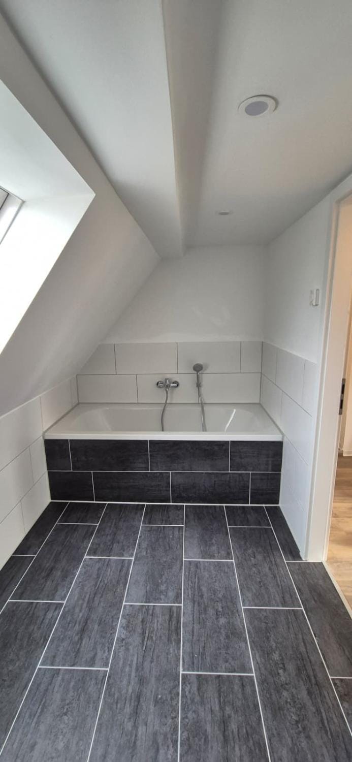Bathroom, Bath