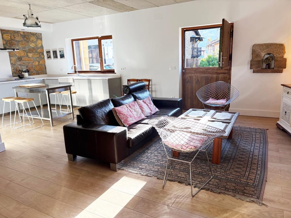 Lounge or bar