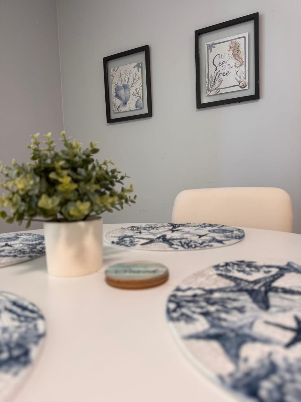 2B2B Heated Pool Cozy Condo Apartment in Oldsmar