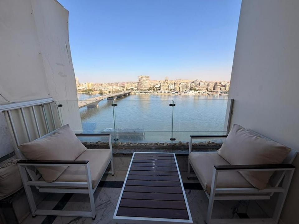 Stylish studio with Nile view Apartment in Cairo