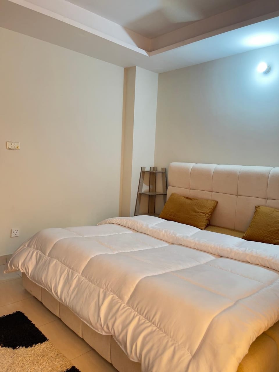 2 bedroom apartment brown Apartment in Islamabad