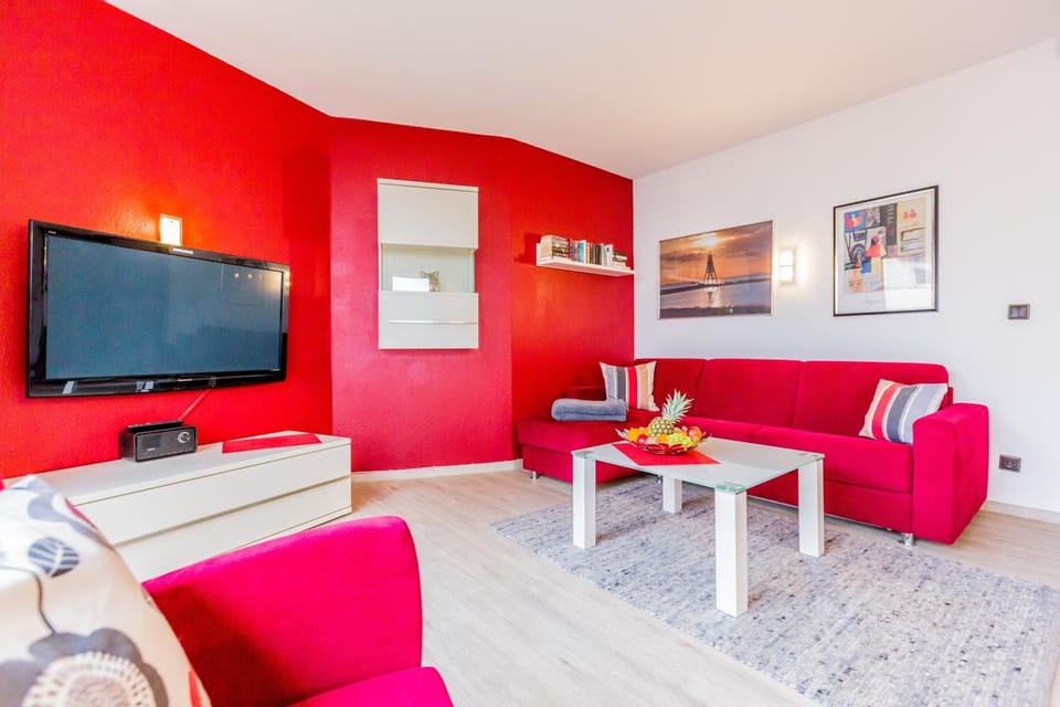 TV and multimedia, Living room, Seating area