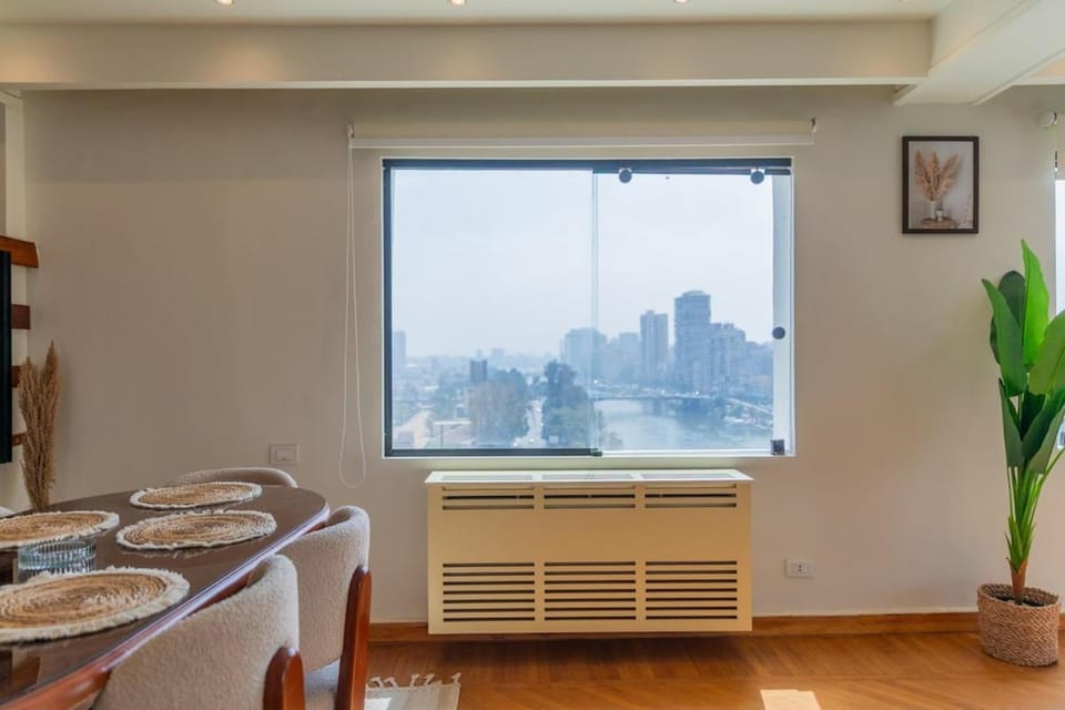 Cozy stay with Nile view in Zamalek Apartment in Cairo