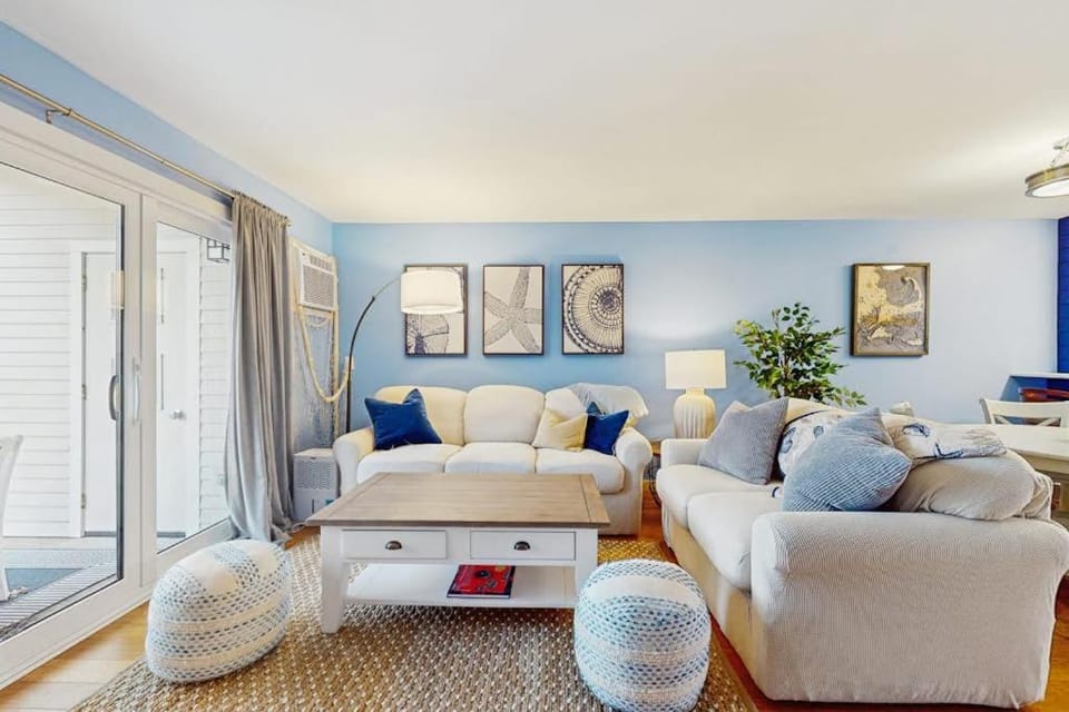 Ocean Edge Escape House in Brewster