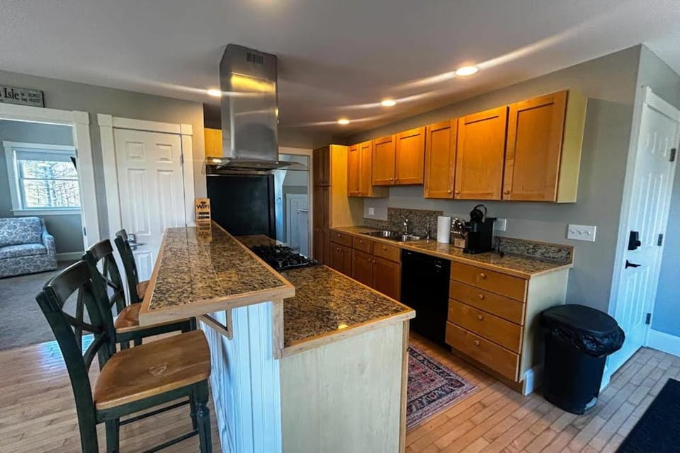 Barter Island Escape House in Westport
