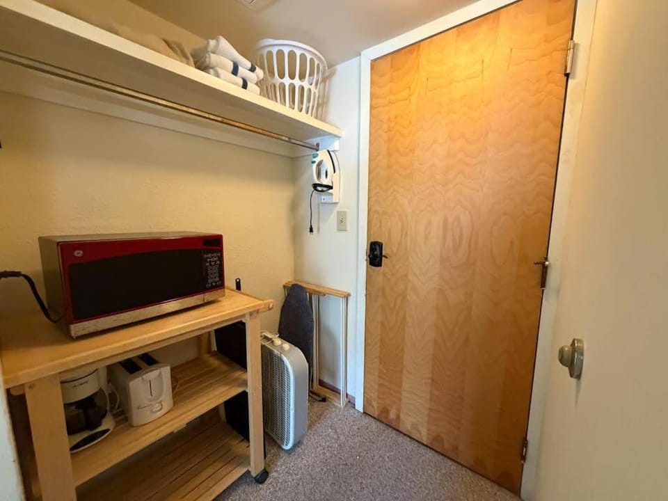 Seasons 303 Apartment in Warren