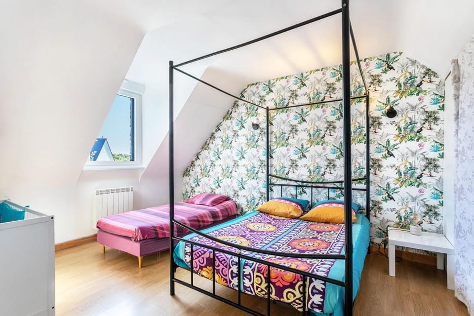 Living room, Bedroom