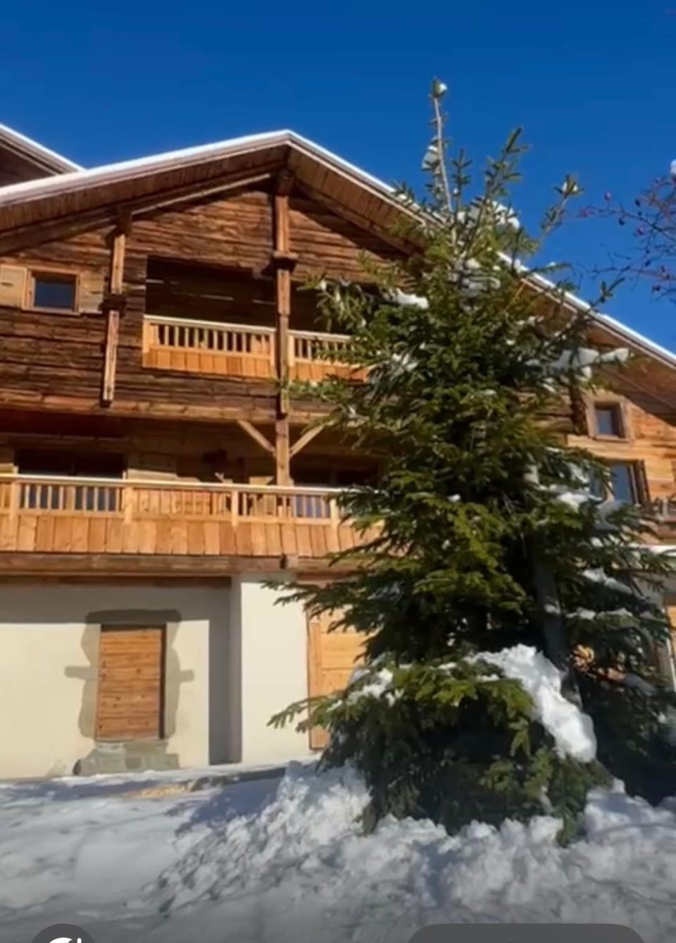 Chalet with traditional Manigod Mazot Chalet in Manigod