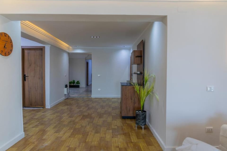 Relaxing Nile Views and Prime Cairo Location Apartment in Cairo
