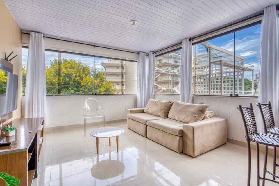 4 Quartos Climatizados para até 26 hóspedes do lado da Praia do Forte Apartment in Cabo Frio