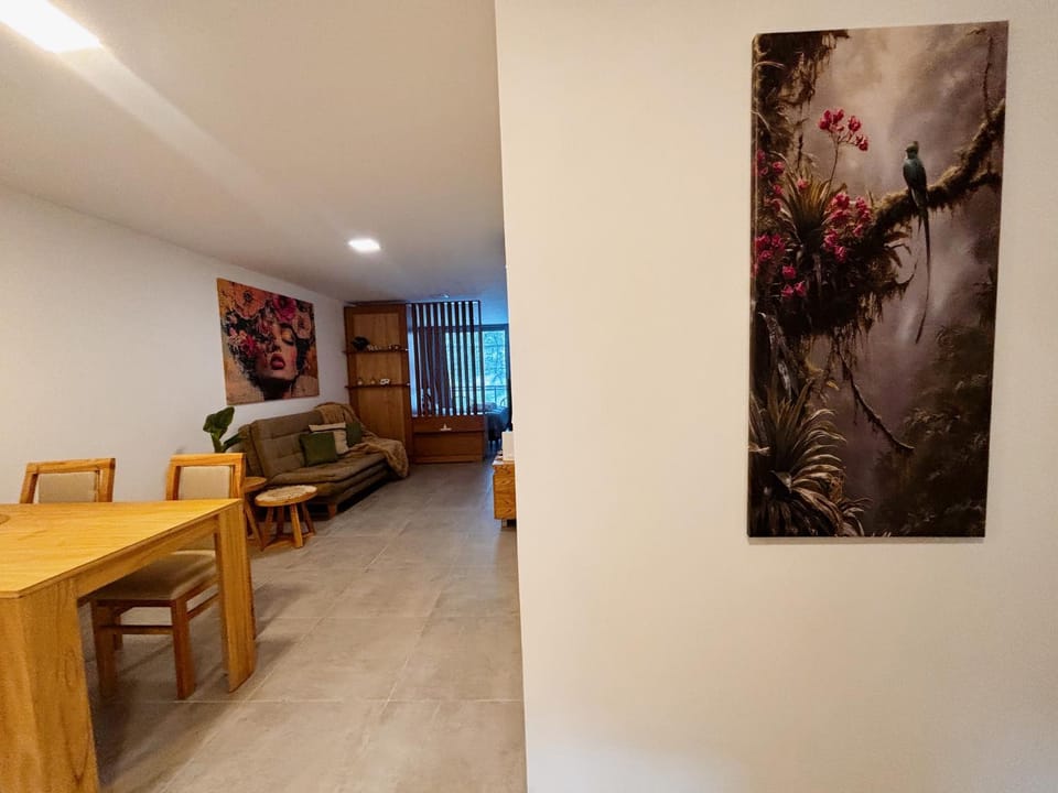 Dpto zona Catedral, amplio, moderno, funcional Apartment in La Plata
