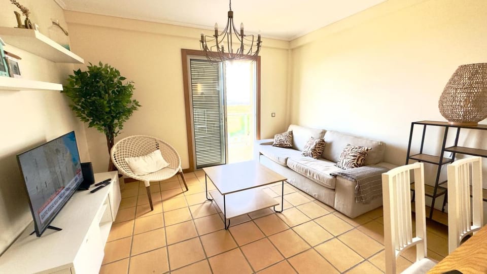Communal lounge/ TV room, TV and multimedia, Living room
