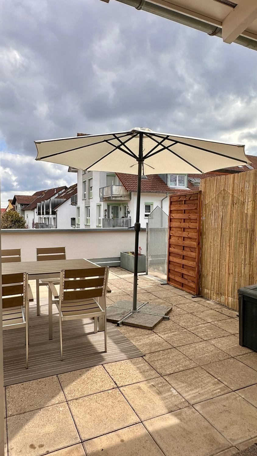 Property building, Patio, Day, View (from property/room), Balcony/Terrace, Dining area