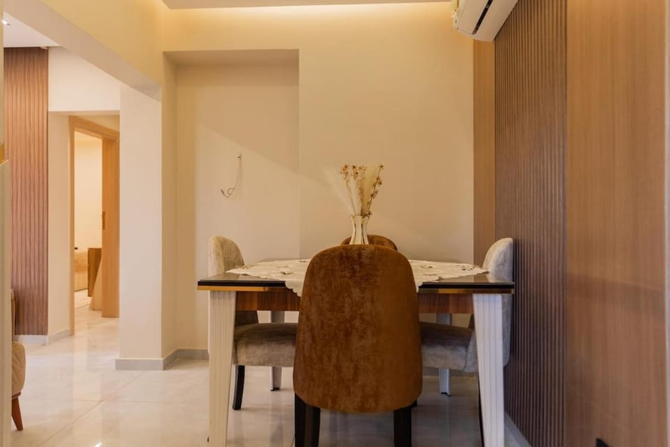 Bright & Spacious Modern Apartment Apartment in Egypt
