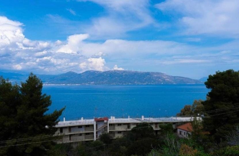 GM View Oropos Apartment in Decentralized Administration of Attica