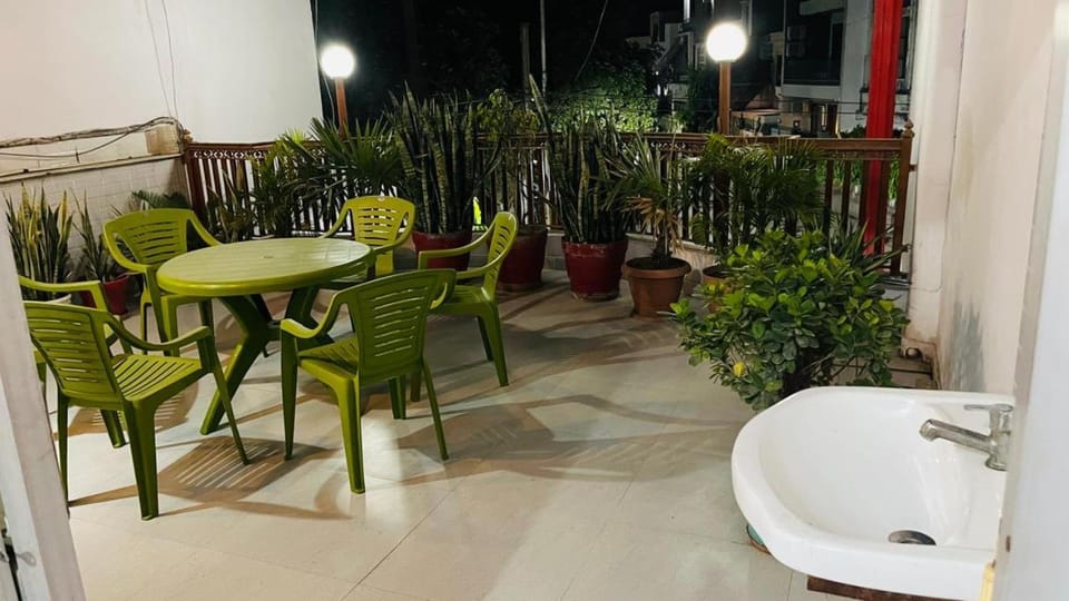Marble Man Homestay House in Agra