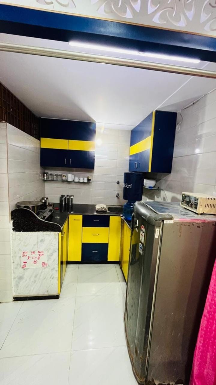 Marble Man Homestay House in Agra