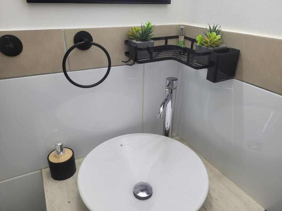 Private Room con Baño en Barranco Walk to Malecón Vacation rental in Lima