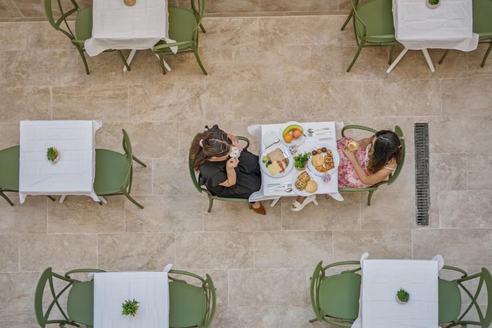 Food and drinks, Food, Breakfast, Continental breakfast