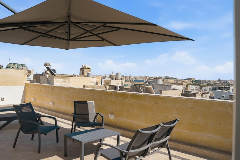 Balcony/Terrace, Seating area, sunbed