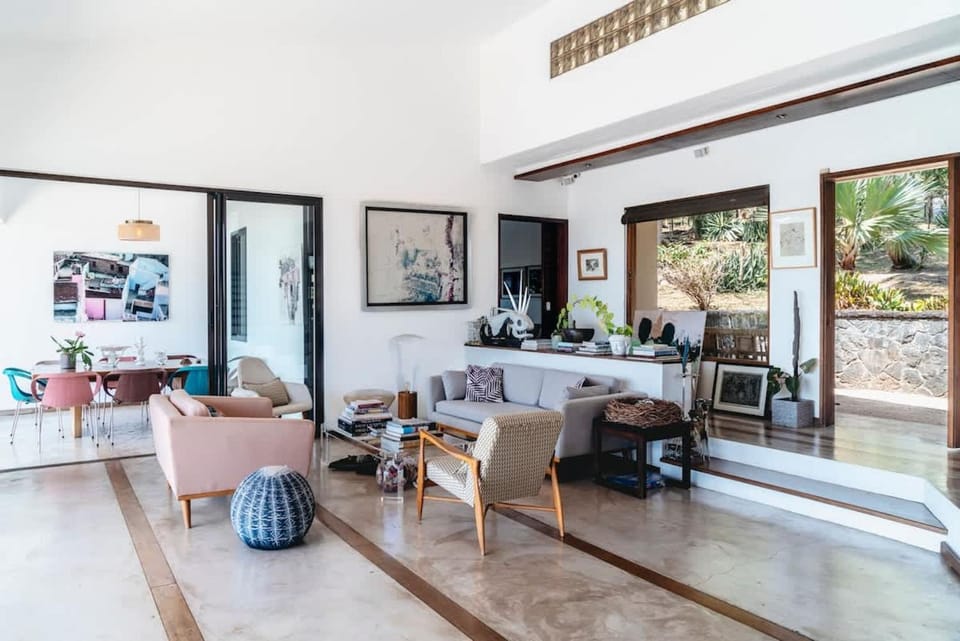 Villa Baki - Luxe & Ocean View House in Rivière Noire District, Mauritius
