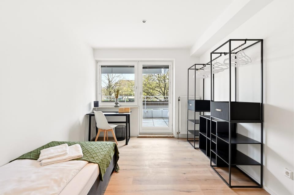 Bed, Photo of the whole room, Bedroom, wardrobe