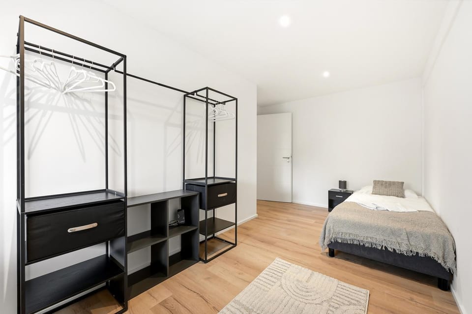 Bed, Photo of the whole room, Bedroom, wardrobe
