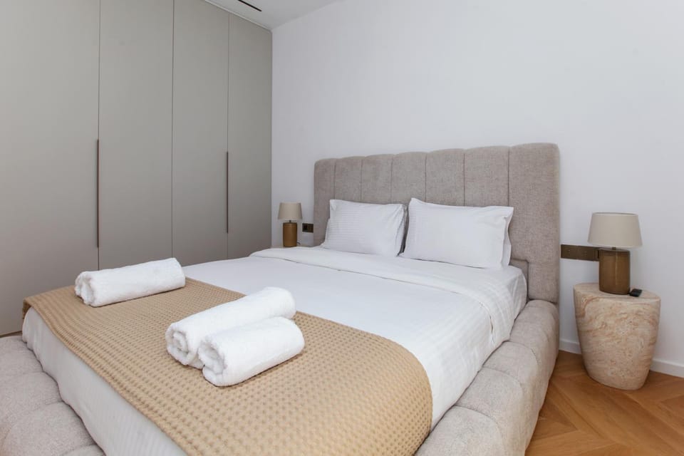 Bed, Bedroom, wardrobe