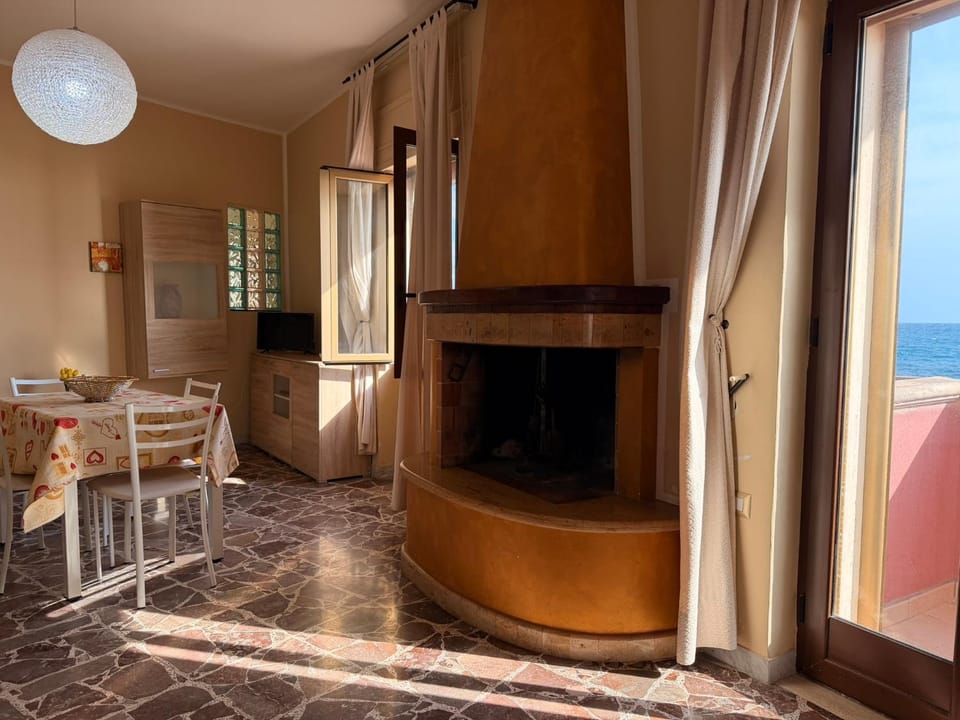 Living room, Seating area, Dining area, Sea view