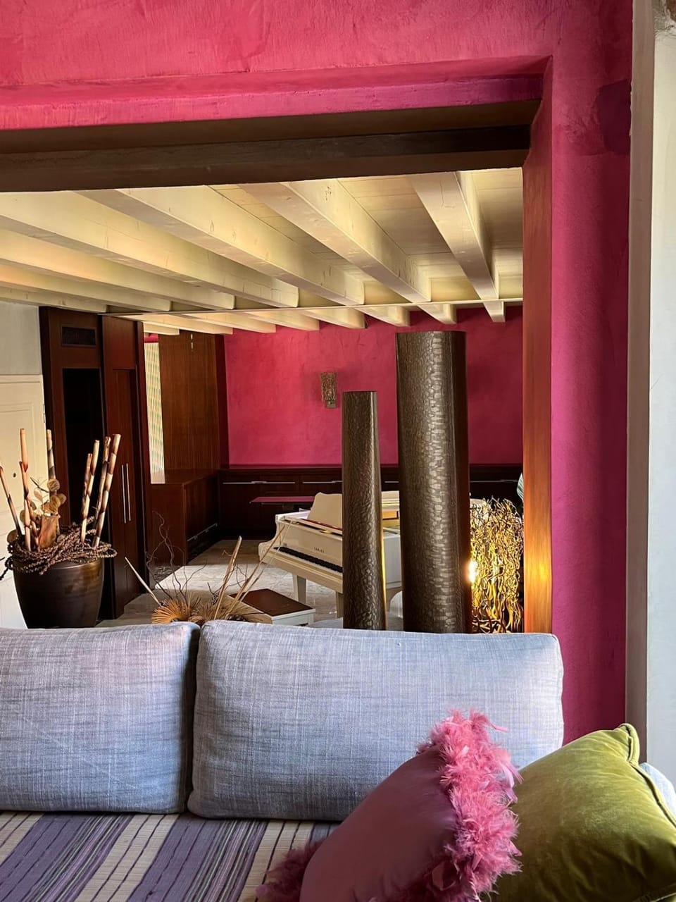 Bed, Living room, Photo of the whole room, Seating area, Bedroom