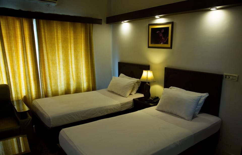 Bed, Breakfast